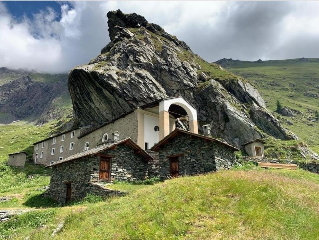 Chalet Rosa Dei Monti Piamprato Exterior photo