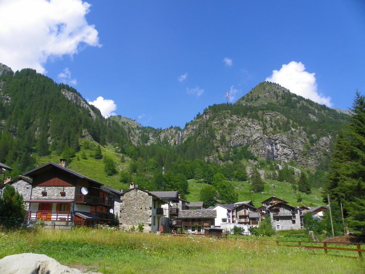 Chalet Rosa Dei Monti Piamprato Exterior photo